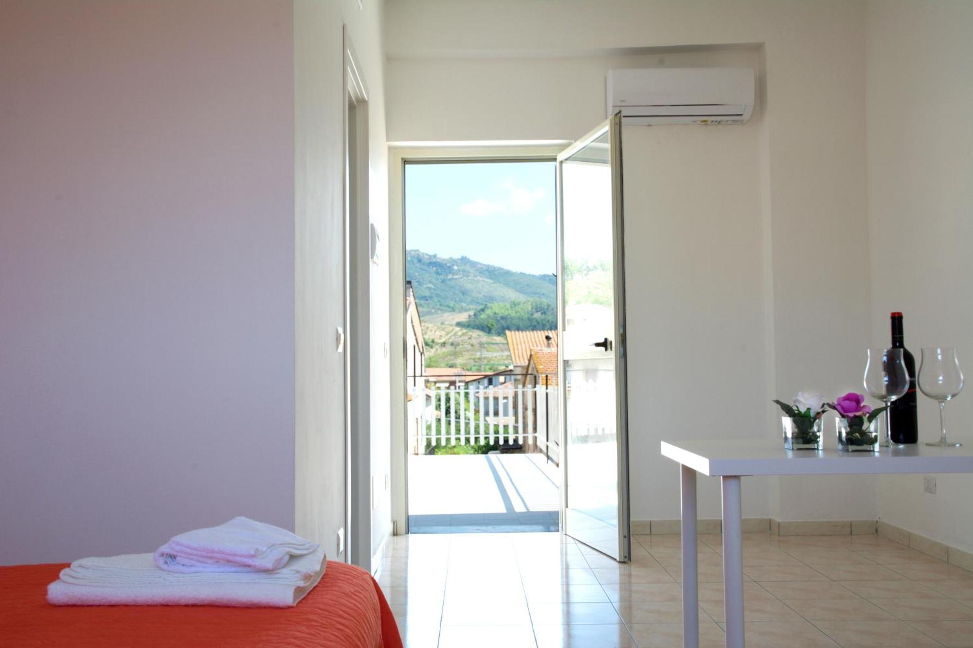 B&B Selene Castelnuovo Cilento Exterior photo